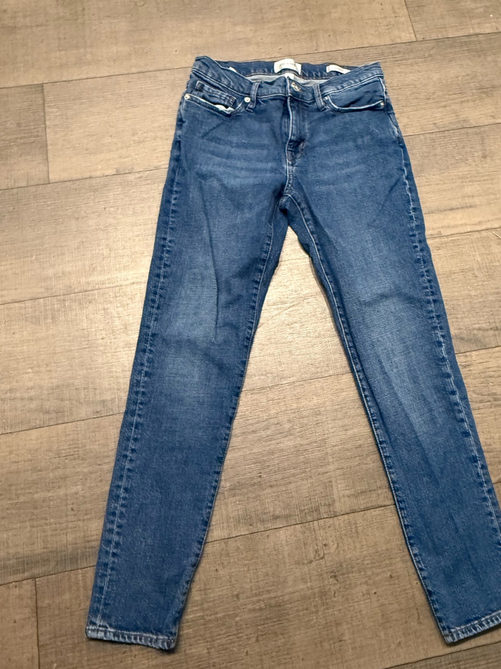 Frame Denim Skinny Jeans in Medium Blue Wash